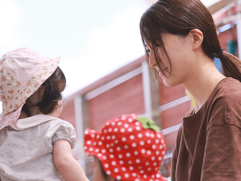 他グループ園の保育士の様子